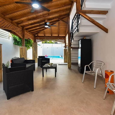 📱 Mansión de Lujo con Piscina Olímpica y Jacuzzi - Img 116110789
