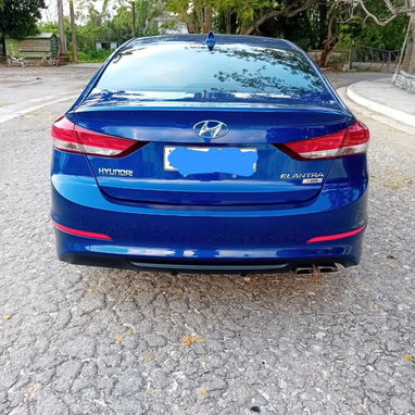 Vendo con el óseo, Hyundai Elantra, 2019, Full límite - Img 119345265