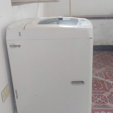 Vendo lavadora automática de uso - Img 119276826