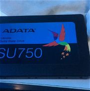 Vendo un SSD ADATA de 1TB en 70 USD escribir el 52516515 - Img 45913428