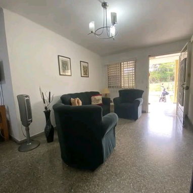 馃崁 Se vende casa independiente ubicada en el Reparto Fraga (Los rusos) perteneciente al Municipio La Lisa 馃崁 - Img 123997631