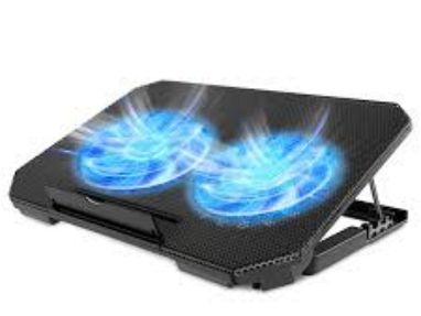 Se vende base de enfriamiento para laptop una nueva en su caja y otra de muy poco uso - Img 65964652