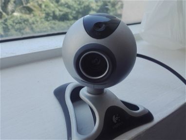 Se vende webcam Logitech Pro 4000 - Img main-image-45642653