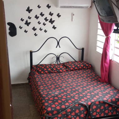 Venta de casa con algunas comodidades dentro, podemos ajustarnos si lo desea la casa con todo dentro - 2/9