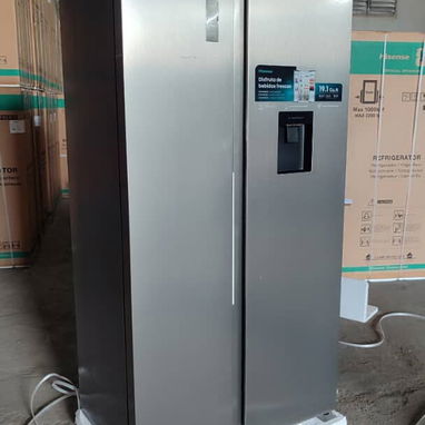 Refrigerador Marca Hisense de 19.1 pies congelación seca pantalla LED Táctil Precio 1000 USD  Mensajería incluida - 5/6