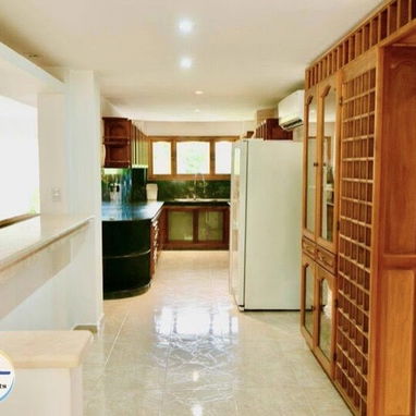Hermosa Casa de Lujo con Piscina en Renta Siboney - 7/10