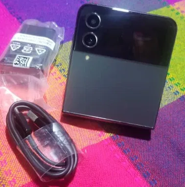 52830802 , SAMSUNG GALAXY Z FLIP 3 DE 128 GB ,  LISTOS PARA ACTIVACIÓN , DISEÑO ESPECTACULAR PLEGABLE , SUPER OFERTA - Img 76608819