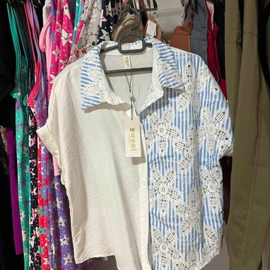 Blusas de mujer con bordado - 2/3