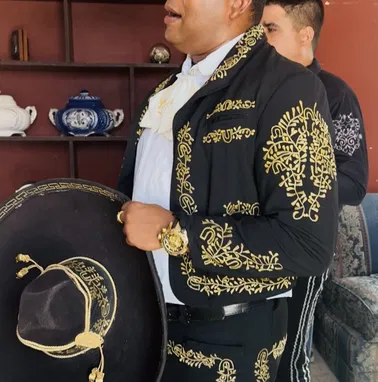 MARIACHI NUEVO JALISCO DE CUBA- OFERTAS DE LUJO! - Img 98565371