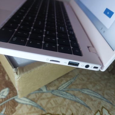 Laptop Jumper💻 NUEVA EN CAJA - 4/6
