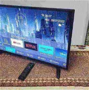 Televisor SmartTV 32"  Android  con su base - Img 45885517