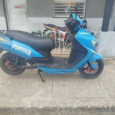 Se vende esta bid sharp 2 haciendo 60 km para mi tranquilidad hace más o detalles gomas nuevas super bonita en 1300 usd - 2/2