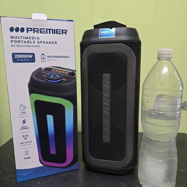 Bocinas portátil recargable 35 USD!!!!Nuevas en su caja 📦 . Soy de Marianao, tengo mensajería teléfono 📞  o whatssap - 2/2