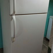 Vendo refrigerador marca frigidaire de uso, de dos puertas. - Img 55903265