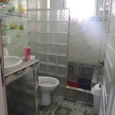 A la venta casa en el Reparto Sevillano en excelente estado - Img 125077429