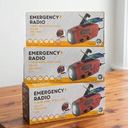 Radio de emergencia con PowerBank solar $35 usd - Img 57856840