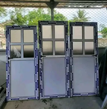 Campinteria de aluminio con cristalería y le asemos las medidas que usted quiera - Img 98446511