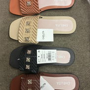 Chancletas engomadas - Img 55466700