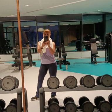 Entrenadora personal a domicilio. Clases online. - Img 114792527