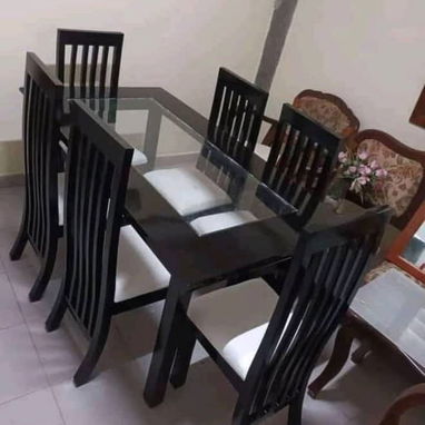 Muebles camas comedor y sillones - 5/10