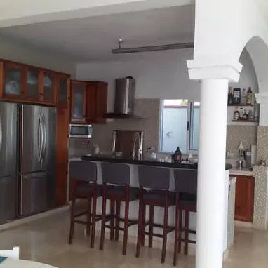 CASA EN VENTA - 7/10