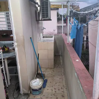 Apartamento biplanta en alto.2da planta ,3 cuartos ,gas de la calle y todo adentro - Img 117902774