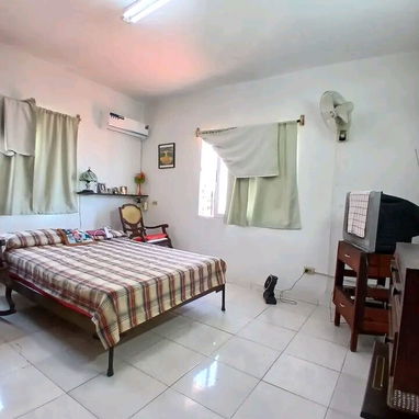 Apartamento 2do piso en Playa Rpto La Ceiba - Img 125770097