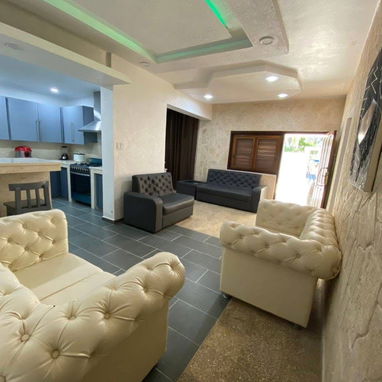 Renta casa con piscina,paneles solares,con todas las comodidades en Guanabo - Img 121468219
