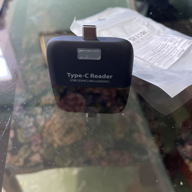 Adaptador tipo C con salida de varios lectores de tarjeta para su móvil y un puerto usb - Img 67430985