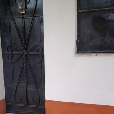 SE VENDE CASA EN REGLA - 2/10