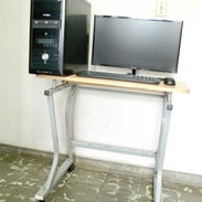 VENDO PC COMPLETA CON SU MESA (de uso) - Img 54980753