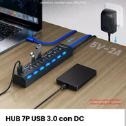 Regleta/Hub 7 puertos USB 3.0  con transformador nueva - Img 50691117