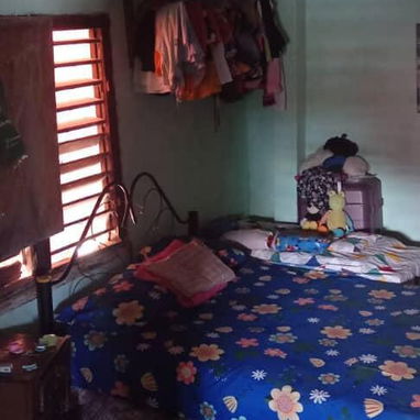 CASA BIPLANTA EN LAWTON - TITULO DE PROPIEDAD  Vendo casa de 2 plantas en Lawton (10 de Octubre). - 2/10