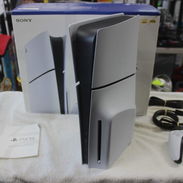La nueva PlayStation 5 viene con un mando adicional, un total de 2 mandos - Img 56913573