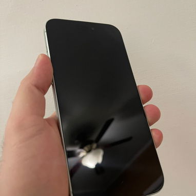 Vendo iPhone 15 Plus de uso en perfecto estado - 2/3