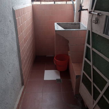 Renta cerca del Fajardo y Calixto 250usd 53582376 - 5/7