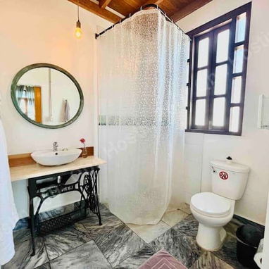 Renta hostal de 6 apartamentos en el centro del Vedado - Img 112643470