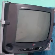 Se vende dos TV, uno LG y el otro un Atec-Haier. - Img 45840174