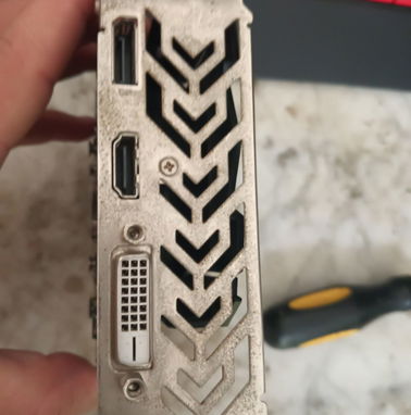 Tarjeta gráfica AMD RX 550 de 2gb original - Img 97584824