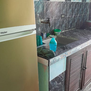 Vendo apartamento en la zona 13 de alamar cerca de la calle ancha con todo adentro ,6to piso - Img 126899625