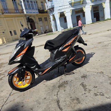 ⚡ SE VENDE MOTO ELÉCTRICA ⚡ - Img 122487174