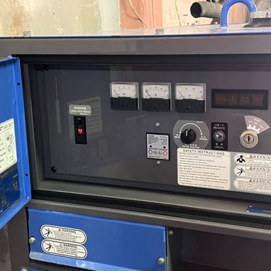 Generador de diesel Denyo DCA-15LSX 400h de uso - 9/10