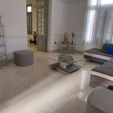 ♦️🍀Excelente casa de lujo COMPLETAMENTE CLIMATIZADA e independiente en Reparto Kohly, Playa - Img 118806427