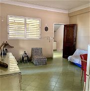 Apartamento en el vedado 101% de garantía de alto grado de tranquilidad, seguridad y privacidad - Img 45927143