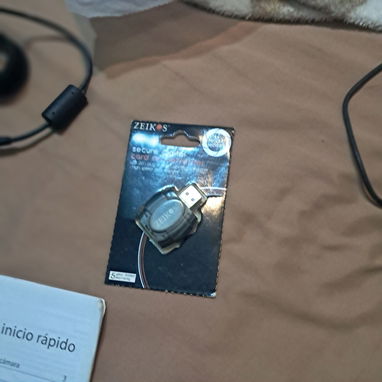 Vendo Camara Nikon con todos los accesorios Tripode, Bolso y más - Img 123511614