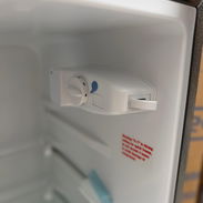 Refrigerador Royal d 8 pie no es congelación seca y tiene el congelador abajo 440 usd con transporte incluido 📈 2 mese - Img 57883065