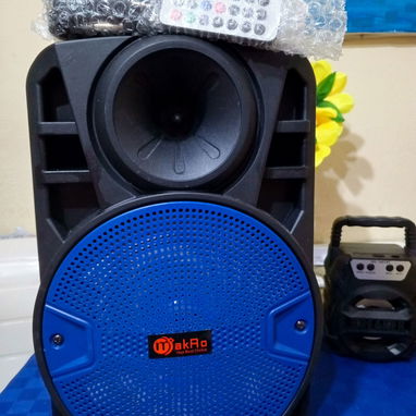 Bocina c bluetooth,entrada USB y demás - Img 100263622