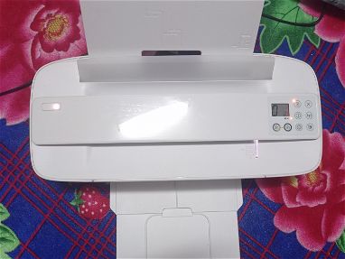 Se vende impresora HP DeskJet 3755 en 100USD - Img 66058121