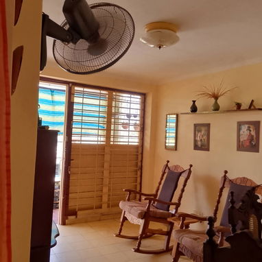 Se vende departamento capitalista de 2 cuartos balcón y gas de la calle en el Mónaco - 7/10