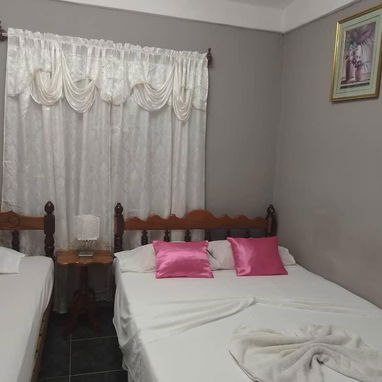 RENTA DE CASA DE DOS HABITACIONES EN VIÑALES. 54026428 - 9/10